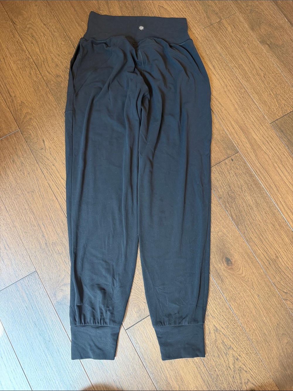 Athleta Black Salutation High-Waist Jogger Pants Size Small - Picture 6 of 7